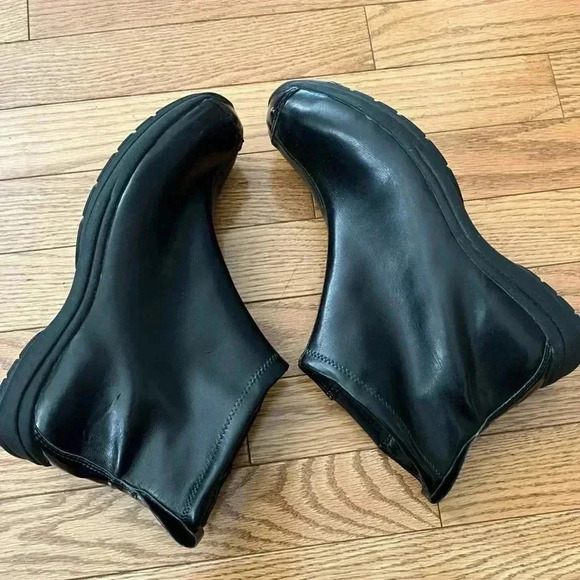 [US7.5]LL Beans Women Black Soft Leather  Ankle Boots - Picture 1 of 7